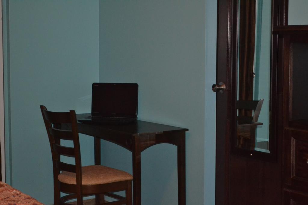 Montecristo Inn Piarco Εξωτερικό φωτογραφία