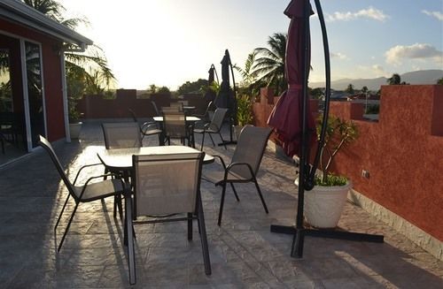 Montecristo Inn Piarco Εξωτερικό φωτογραφία